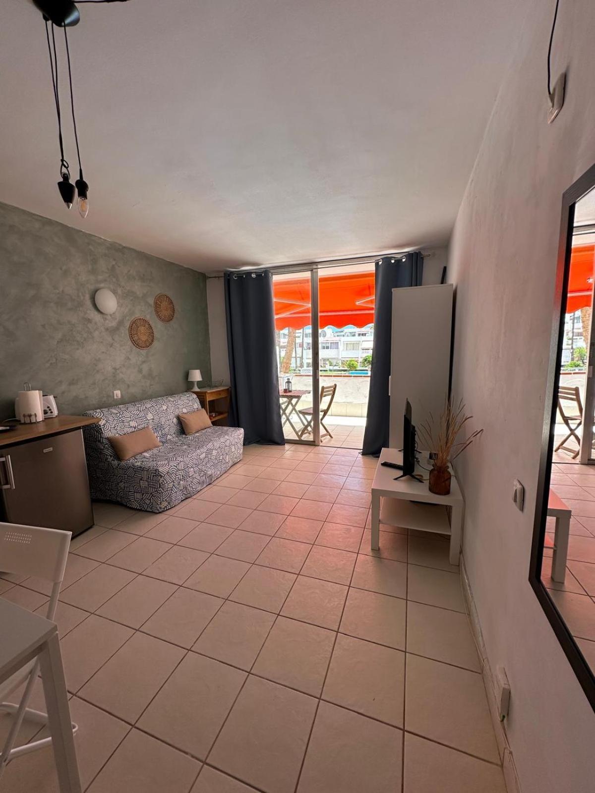 Ferienwohnung Flat Con Piscina In Costa Del Silencio - 5 Minuti Dal Mare Arona  Exterior foto